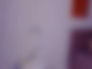 Live cam show with Emma - Camel Toe on madthumbs