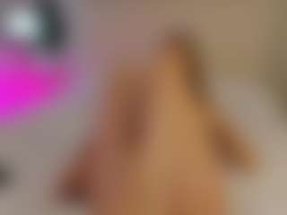 kira-lure's Live Sex Cam Show