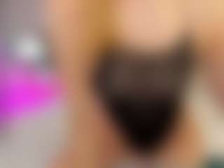 kira-lure's Live Sex Cam Show