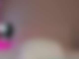 kira-lure's Live Sex Cam Show