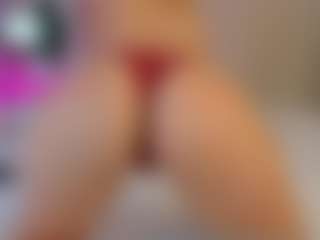 kira-lure's Live Sex Cam Show