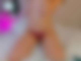 kira-lure's Live Sex Cam Show