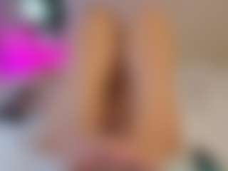 kira-lure's Live Sex Cam Show