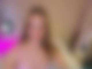 Live cam show with kira-lure - Spank Blonde Hair on sexylivex.com