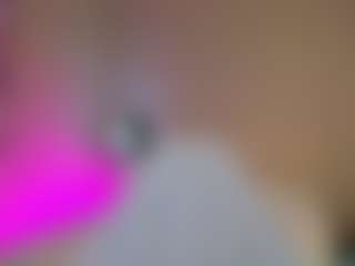 Live cam show with kira-lure - Body Massage on camtv