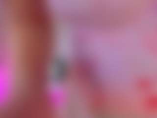 kira-lure's Live Sex Cam Show