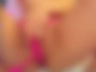 kira-lure's Live Sex Cam Show