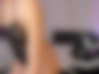 Live cam show with kira-lure - Moaning on livesuperchat.net