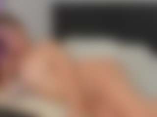 Live cam show with kira-lure - Blonde Hair on fapnchat