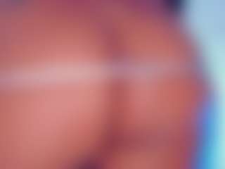 Live cam show with LexyyFoxx - Fuck on liverealitysex.com