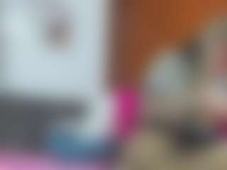 Live cam show with MariianaReyes - Butt Plug on Latina Girls