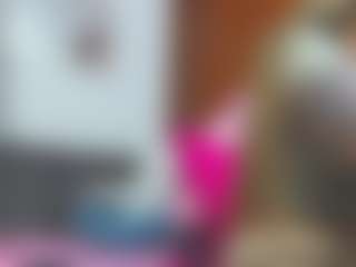 Live cam show with MariianaReyes - Butt Plug on 1on1-livenow