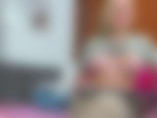 Live cam show with MariianaReyes - Blonde Hair Fetish on live18s.com
