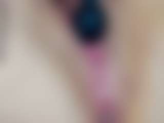 Live cam show with MaryF0x - Brown Hair on Free Soda