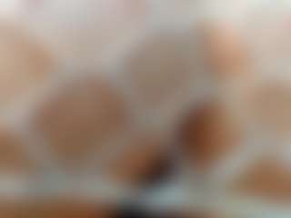 Live cam show with MaryF0x - Moaning on Camsoda