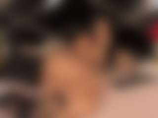 Live cam show with MeganRicci - Striptease on hotwifechat.live