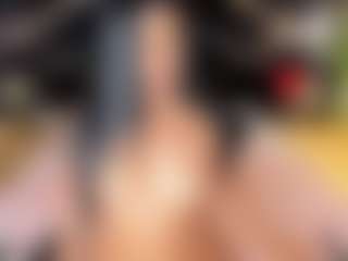 Live cam show with MeganRicci - Brown Eyes on Milfs Live