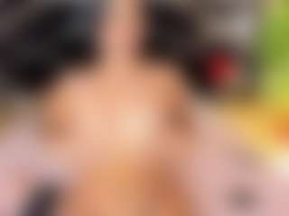 Live cam show with MeganRicci - Small Tits on SxyPornLive