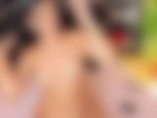 Live cam show with MeganRicci - Toys on milfzrlive.com