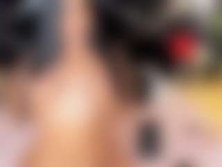 Live cam show with MeganRicci - Brown Eyes on Camsoda Late Night