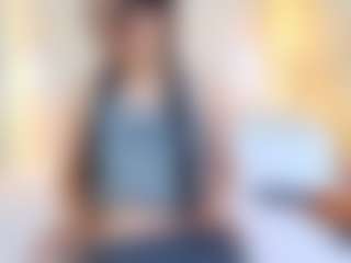 Live cam show with Nathy Ferrer - Petite on SpankPalCams