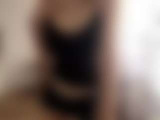 Live cam show with OdaRabine - Genital Piercings on Camiplay Live