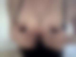 OdaRabine's Live Sex Cam Show