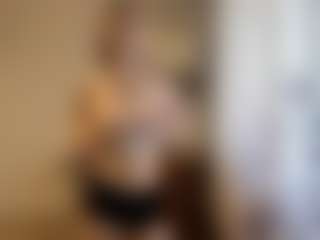Live cam show with OdaRabine - Average on Camsoda