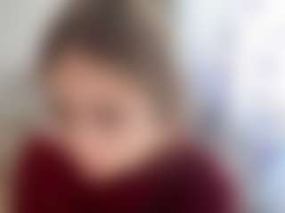 Live cam show with OdaRabine - Blue Eyes on googirlz