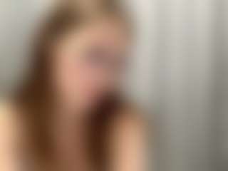 Live-Cam-Show mit OdaRabine - Nipple Piercings auf Camsoda