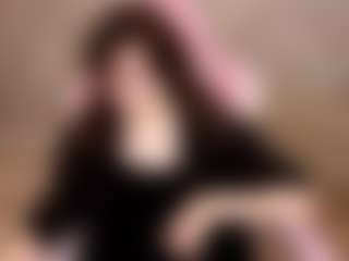 Live cam show with Rita-Addams - Upskirt on Camsoda