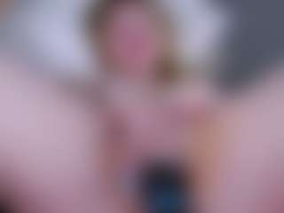 Live cam show with SadeHaff - Athletic on CamSodaAdn
