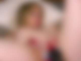 Live cam show with SadeHaff - Blonde Hair Petite on Dolls Live