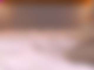 Live cam show with SadeHaff - Skinny on hrnylive.com