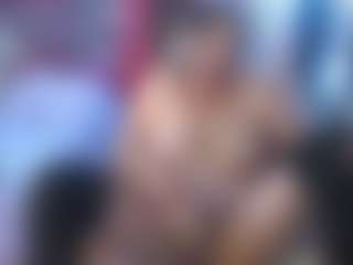 Live cam show with Sammy-fox444 - MILF on eurowanks.com