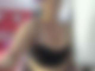 Live cam show with Sammy-fox444 - Granny on hrnylive.com