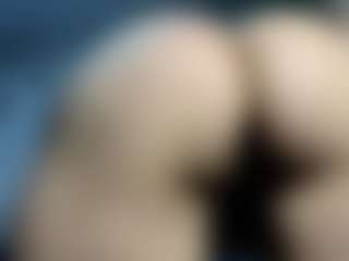 Live cam show with Sammy-fox444 - Middle Aged on Pornisteam.com