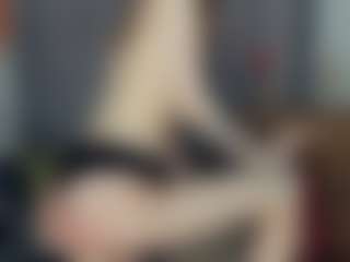 Live cam show with SooRollin - Smoking on Milfs Live