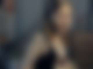 Live cam show with SooRollin - Green Eyes on Mixed Magazine Live