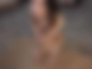 Live cam show with SooRollin - Flashing on CamClone