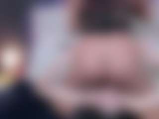 Live cam show with thaylor-sky - Bedroom on Soda Cam