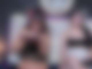 Live cam show with thaylor-sky - Dildo Or Vibrator on SmokeAndPoke