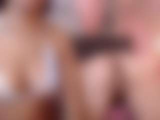 Live cam show with thaylor-sky - Skinny on Milf Play