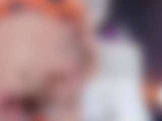 Live cam show with thaylor-sky - Mature Young Adult on https://playwithruby.com