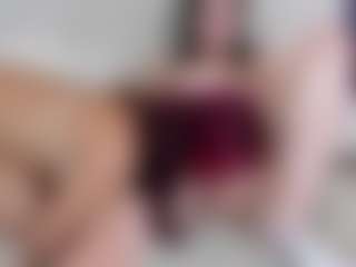 Live cam show with thaylor-sky - Mature on hrnylive.com