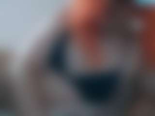 Live cam show with TsLilSamantha - Flat Chested on milfzrlive.com