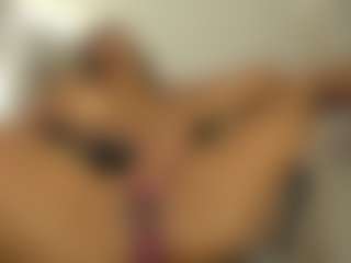 Victoria-santoss's Live Sex Cam Show