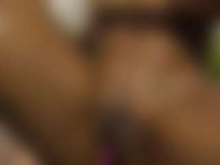 Live cam show with Victoria-santoss - Upskirt on Camsoda
