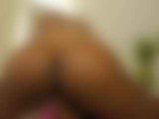 Live cam show with Victoria-santoss - Body Massage on CamwithHer