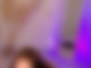 Live cam show with AlicaAmber - Ass Clapping on livesuperchat.net